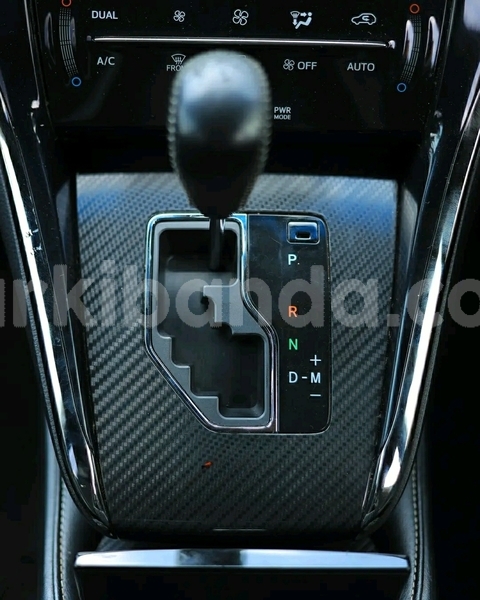 Big with watermark toyota harrier uganda kampala 26292