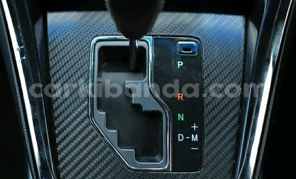 Buy Used Toyota Harrier Silver Car in Kampala in Uganda Buy Used Toyota Harrier Silver Car in Kampala in Uganda