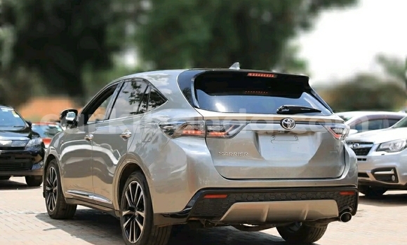 Buy Used Toyota Harrier Silver Car in Kampala in Uganda Buy Used Toyota Harrier Silver Car in Kampala in Uganda
