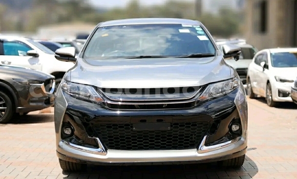 Buy Used Toyota Harrier Silver Car in Kampala in Uganda Buy Used Toyota Harrier Silver Car in Kampala in Uganda