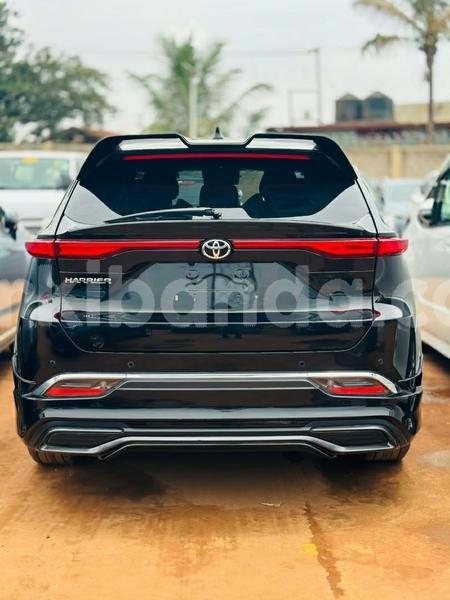 Big with watermark toyota harrier uganda kampala 26308