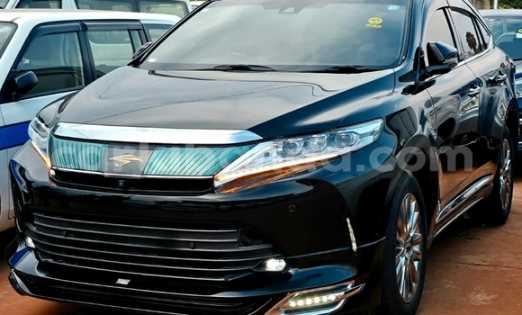 Buy Used Toyota Harrier Black Car in Kampala in Uganda Buy Used Toyota Harrier Black Car in Kampala in Uganda