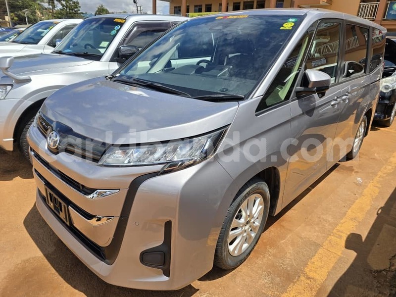 Big with watermark toyota noah uganda kampala 26317