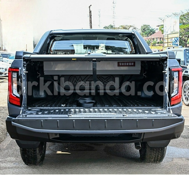 Big with watermark toyota hilux uganda kampala 26318