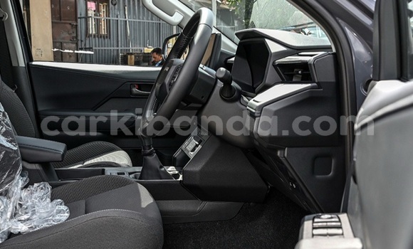 Buy Used Toyota Hilux Black Car in Kampala in Uganda Buy Used Toyota Hilux Black Car in Kampala in Uganda