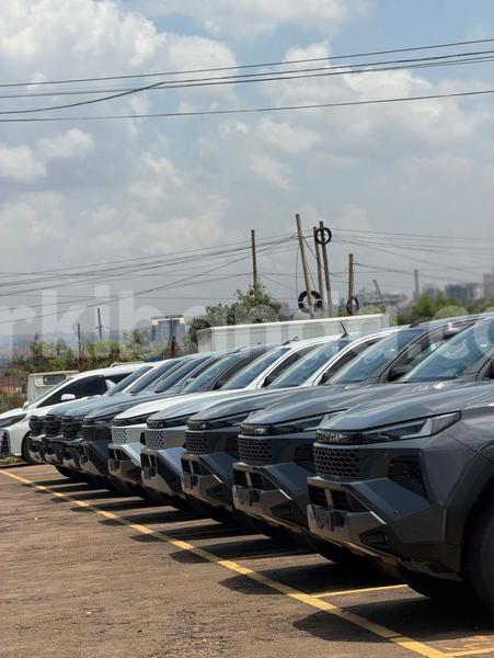 Big with watermark toyota hilux uganda kampala 26318