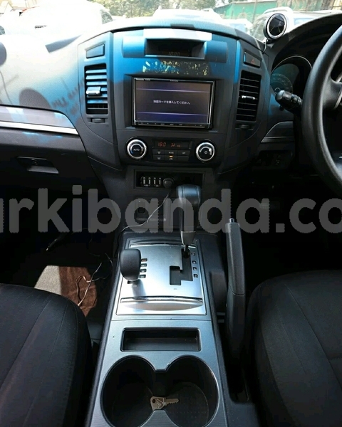 Big with watermark mitsubishi pajero uganda kampala 26320