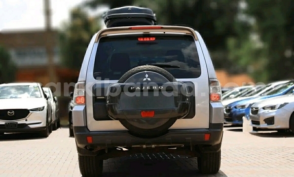 Buy Used Mitsubishi Pajero Silver Car in Kampala in Uganda Buy Used Mitsubishi Pajero Silver Car in Kampala in Uganda