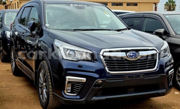 Gura Yakoze Subaru Forester Blue Imodoka i Kampala mu Uganda Gura Yakoze Subaru Forester Blue Imodoka i Kampala mu Uganda