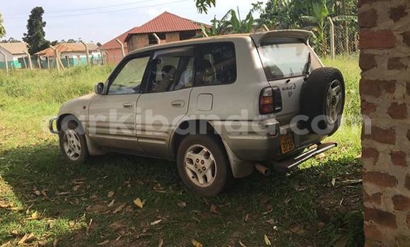 Buy Used Toyota RAV4 Silver Car in Kampala in Uganda Buy Used Toyota RAV4 Silver Car in Kampala in Uganda