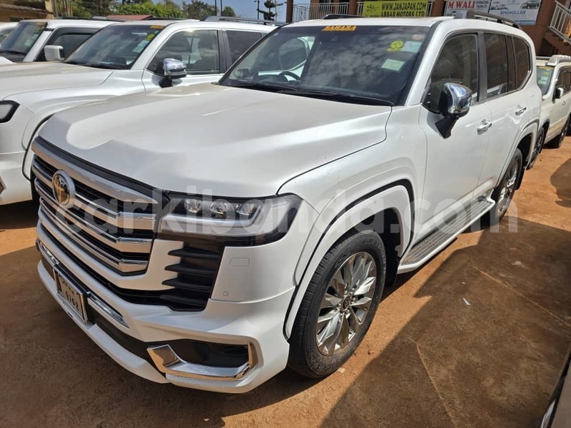 Big with watermark toyota land cruiser uganda kampala 26328