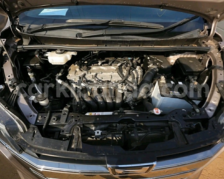 Big with watermark toyota noah uganda kampala 26331