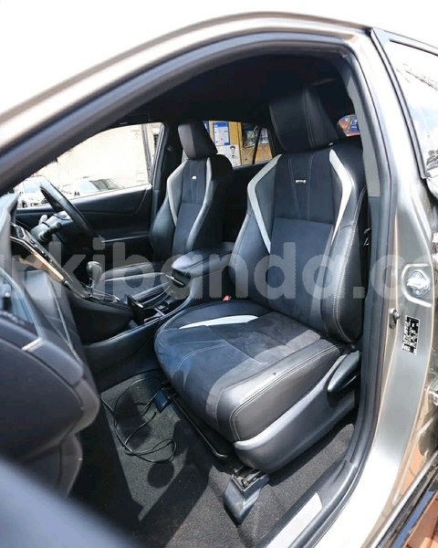 Big with watermark toyota harrier uganda kampala 26332
