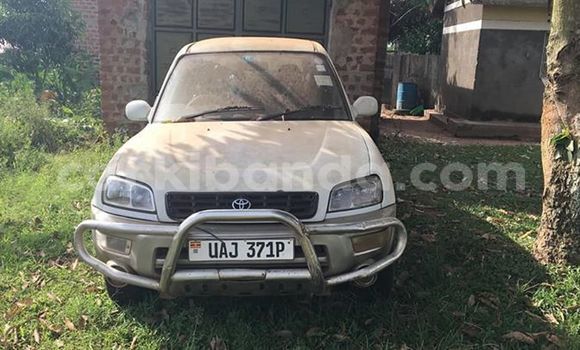Buy Used Toyota RAV4 Silver Car in Kampala in Uganda Buy Used Toyota RAV4 Silver Car in Kampala in Uganda