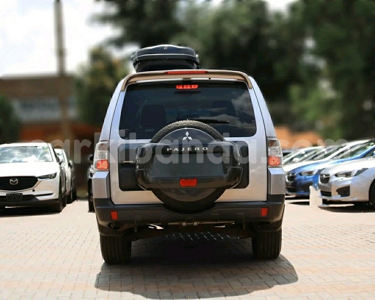 Big with watermark mitsubishi pajero uganda kampala 26334