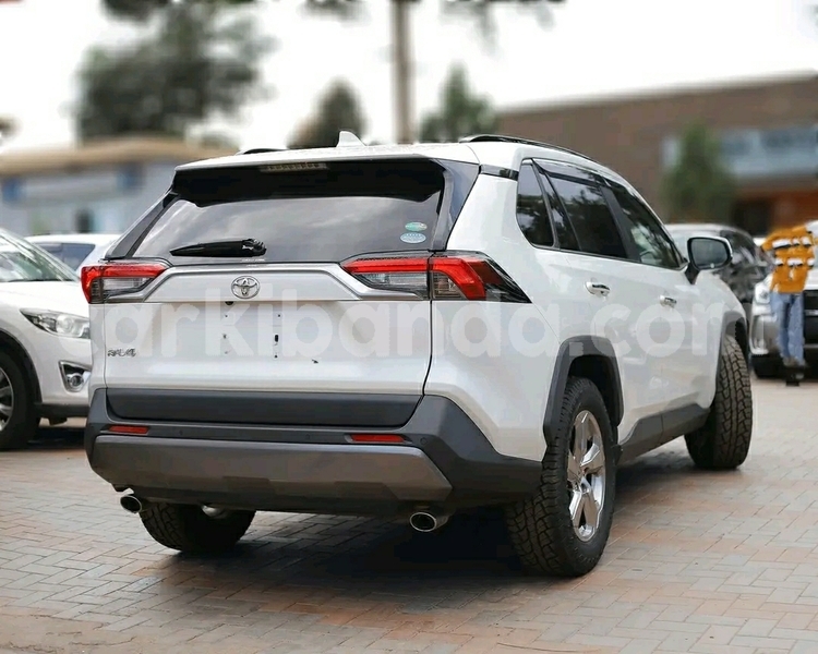 Big with watermark toyota rav4 uganda kampala 26336