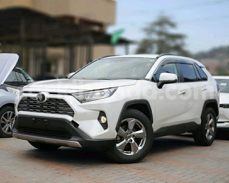 Big with watermark toyota rav4 uganda kampala 26336