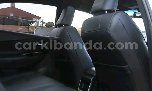 Nunua Ilio tumika Toyota Harrier Nyeupe Gari ndani ya Kampala nchini Uganda Nunua Ilio tumika Toyota Harrier Nyeupe Gari ndani ya Kampala nchini Uganda