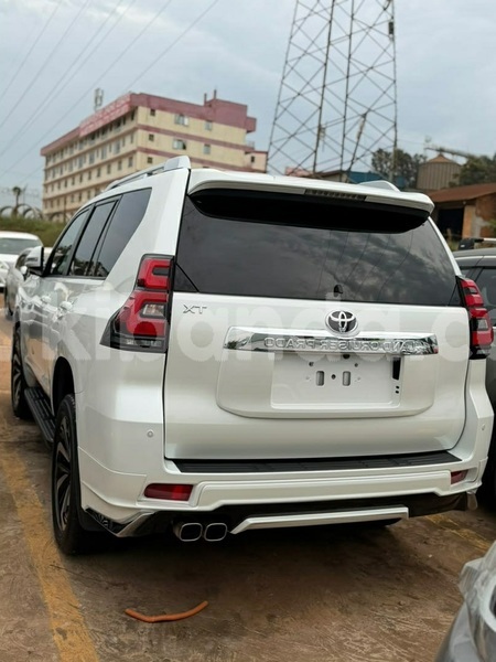 Big with watermark toyota prado uganda kampala 26338