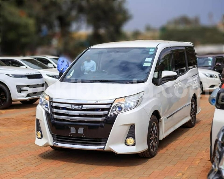 Big with watermark toyota noah uganda kampala 26354