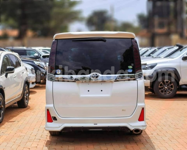 Big with watermark toyota noah uganda kampala 26354