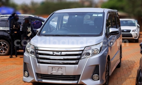 Buy Used Toyota Noah Silver Car in Kampala in Uganda Buy Used Toyota Noah Silver Car in Kampala in Uganda