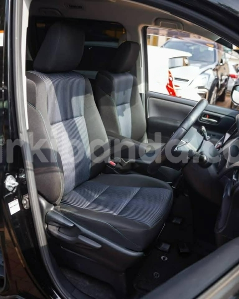 Big with watermark toyota noah uganda kampala 26356
