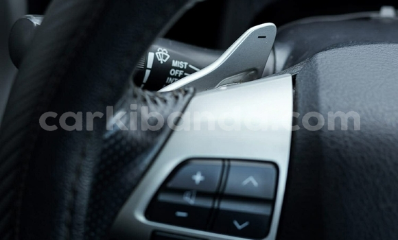 Buy Used Toyota Noah Silver Car in Kampala in Uganda Buy Used Toyota Noah Silver Car in Kampala in Uganda