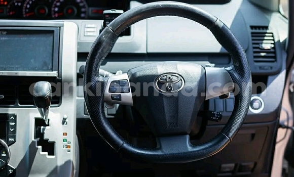 Buy Used Toyota Noah Silver Car in Kampala in Uganda Buy Used Toyota Noah Silver Car in Kampala in Uganda