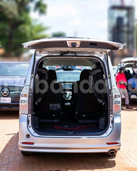 Big with watermark toyota noah uganda kampala 26358