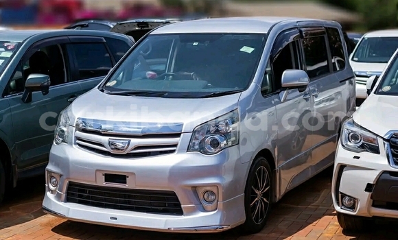 Buy Used Toyota Noah Silver Car in Kampala in Uganda Buy Used Toyota Noah Silver Car in Kampala in Uganda