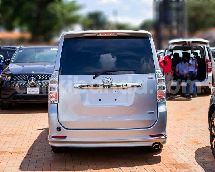 Big with watermark toyota noah uganda kampala 26358