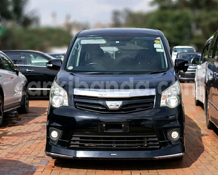 Big with watermark toyota noah uganda kampala 26359