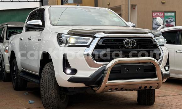 Buy Used Toyota Hiluxe Revo White Car in Kampala in Uganda