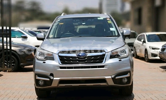 Nunua Ilio tumika Subaru Forester Fedha Gari ndani ya Kampala nchini Uganda Nunua Ilio tumika Subaru Forester Fedha Gari ndani ya Kampala nchini Uganda