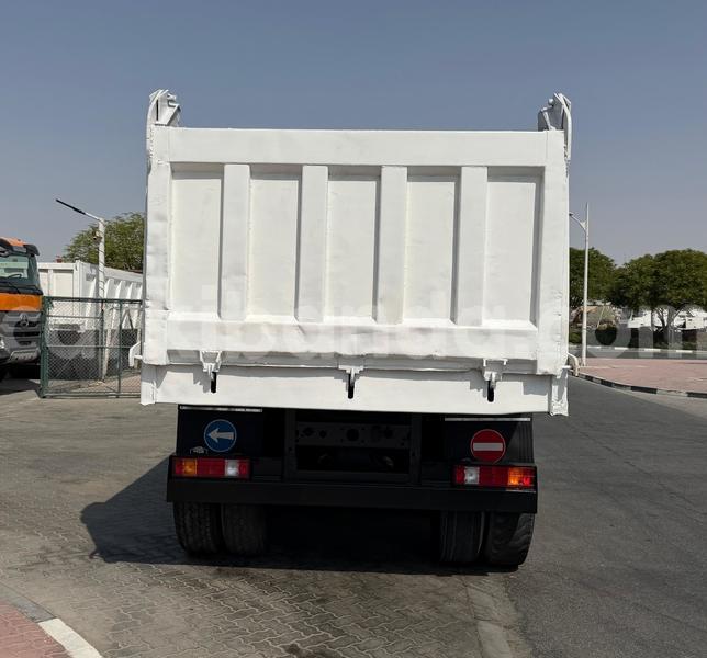 Big with watermark mercedes benz 2538 uganda import dubai 26372