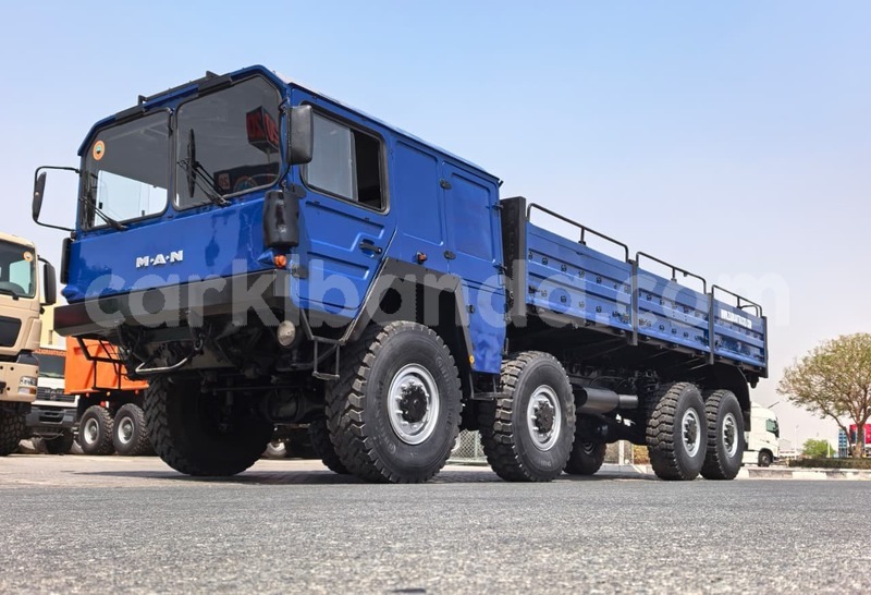 Big with watermark man silent uganda import dubai 26373