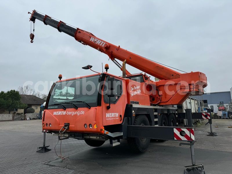 Big with watermark komatsu d31s uganda import dubai 26376