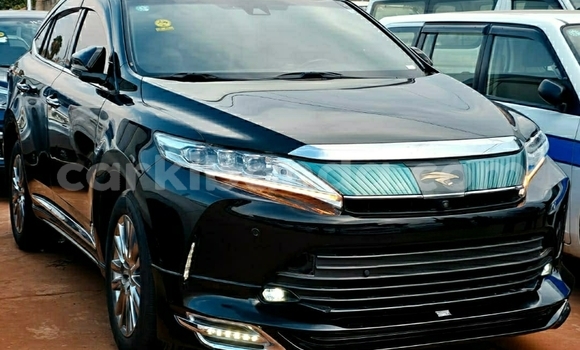 Buy Used Toyota Harrier Black Car in Kampala in Uganda Buy Used Toyota Harrier Black Car in Kampala in Uganda