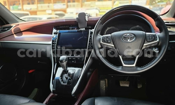 Buy Used Toyota Harrier Black Car in Kampala in Uganda Buy Used Toyota Harrier Black Car in Kampala in Uganda
