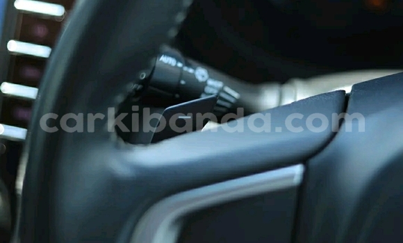 Nunua Ilio tumika Subaru Forester Fedha Gari ndani ya Kampala nchini Uganda Nunua Ilio tumika Subaru Forester Fedha Gari ndani ya Kampala nchini Uganda