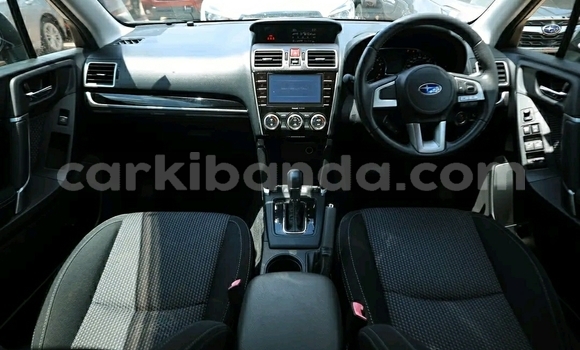 Nunua Ilio tumika Subaru Forester Fedha Gari ndani ya Kampala nchini Uganda Nunua Ilio tumika Subaru Forester Fedha Gari ndani ya Kampala nchini Uganda
