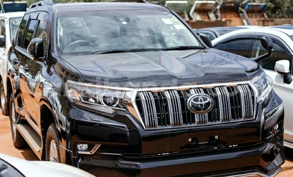 Acheter Occasion Voiture Toyota Prado Noir à Kampala, Ouganda Acheter Occasion Voiture Toyota Prado Noir à Kampala, Ouganda