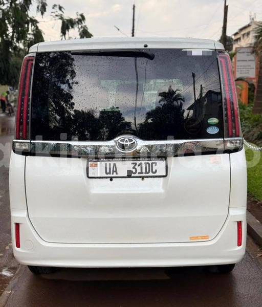 Big with watermark toyota noah uganda kampala 26397