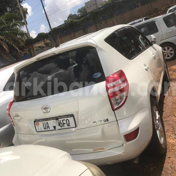 Big with watermark toyota rav4 uganda kampala 26398