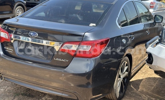Acheter Import Voiture Subaru Legacy Noir à Kampala, Ouganda Acheter Import Voiture Subaru Legacy Noir à Kampala, Ouganda
