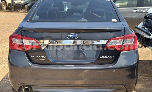 Acheter Import Voiture Subaru Legacy Noir à Kampala, Ouganda Acheter Import Voiture Subaru Legacy Noir à Kampala, Ouganda