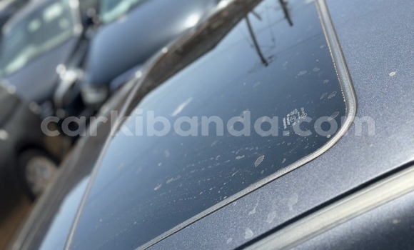 Acheter Import Voiture Subaru Legacy Noir à Kampala, Ouganda Acheter Import Voiture Subaru Legacy Noir à Kampala, Ouganda