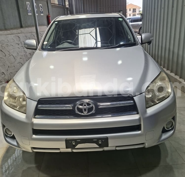 Big with watermark toyota rav4 uganda kampala 26404