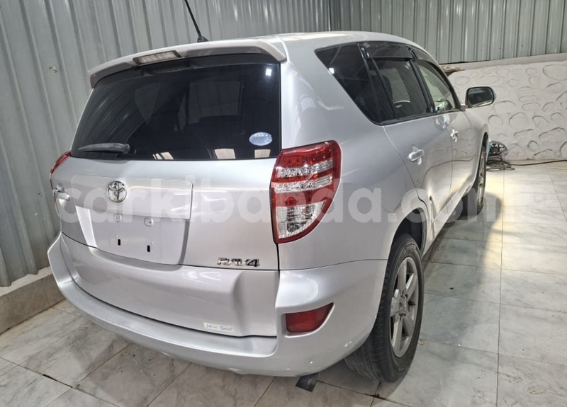 Big with watermark toyota rav4 uganda kampala 26404